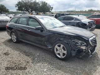 2016 Mercedes-Benz E-Class E 350 Luxury with VIN WDDHH8JBXGB258847, listed as a Copart auction lot 71078024 with 27,217 mi miles and Salvage Title. Bid and sale history available at carsss.com. Image 4.