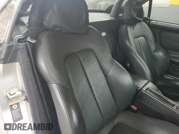 2003 Mercedes-Benz SLK-Class 2.3L with VIN WDBKK49F83F293647, listed as a Copart auction lot 51088045 with 199,456 mi miles and Salvage Title. Bid and sale history available at carsss.com. Image 10.
