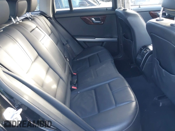 2010 Mercedes-Benz GLK 350 with VIN WDCGG5GB5AF401535, listed as a IAAI auction lot 41505275 with 164,921 mi miles and . Bid and sale history available at DreamBid. Image 8.