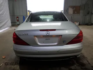 2003 Mercedes-Benz SL 500 z VIN WDBSK75FX3F061879, wystawiony jako Copart lot #55930265 z przebiegiem 117 824 mil mil oraz Tytuł czysty. Historia ofert i sprzedaży dostępna na DreamBid. Obrazek 6.