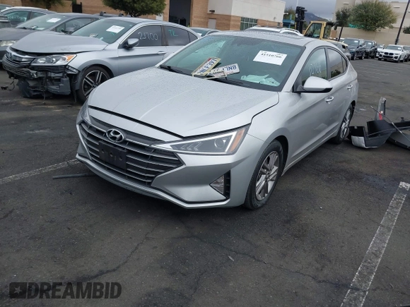2020 Hyundai Elantra Value Edition z VIN KMHD84LF5LU015393, wystawiony jako IAAI lot #41510766 z przebiegiem 46 452 mil mil oraz . Historia ofert i sprzedaży dostępna na DreamBid. Obrazek 18.