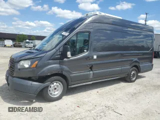 2017 Ford Transit z VIN 1FTYR3XV3HKB00878, wystawiony jako Copart lot #55963155 z przebiegiem 362 956 mil mil oraz Tytuł czysty. Historia ofert i sprzedaży dostępna na DreamBid. Obrazek 1.