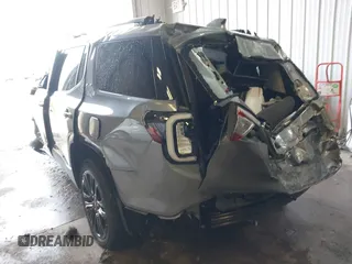2022 GMC Acadia SLE z VIN 1GKKNRL43NZ113686, wystawiony jako IAAI lot #41397947 z przebiegiem Nie podano mil oraz . Historia ofert i sprzedaży dostępna na DreamBid. Obrazek 3.