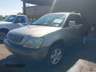 2002 Lexus RX 300 with VIN JTJGF10U220137866, listed as a IAAI auction lot 42106760 with 213,598 mi miles and . Bid and sale history available at carsss.com. Image 2.
