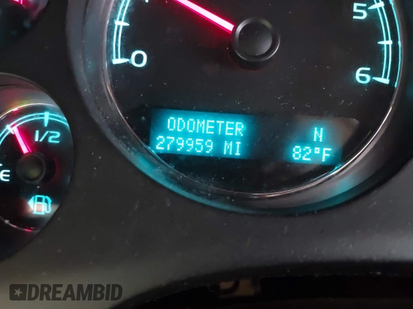 2012 Chevrolet Tahoe LT with VIN 1GNSCBE00CR105259, listed as a IAAI auction lot 42190925 with Not provided miles and . Bid and sale history available at DreamBid. Image 7.