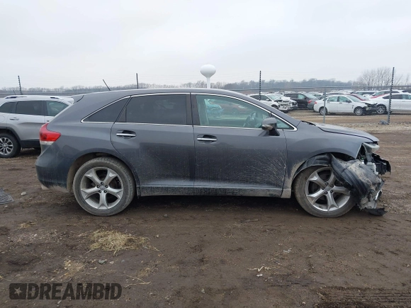 2015 Toyota Venza XLE z VIN 4T3ZK3BB8FU071131, wystawiony jako IAAI lot #41186719 z przebiegiem 131 807 mil mil oraz . Historia ofert i sprzedaży dostępna na DreamBid. Obrazek 13.