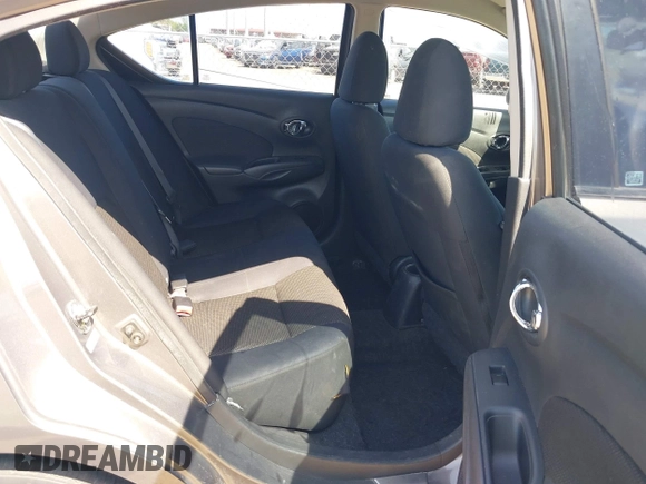 2012 Nissan Versa SV with VIN 3N1CN7AP8CL906636, listed as a IAAI auction lot 42007827 with 111,627 mi miles. Bid and sale history available at carsss.com. Image 8.