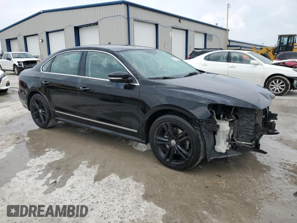 2014 Volkswagen Passat SEL Premium with VIN 1VWCN7A30EC036693, listed as a Copart auction lot 59156245 with 136,939 mi miles and Salvage title. Bid and sale history available at DreamBid. Image 4.