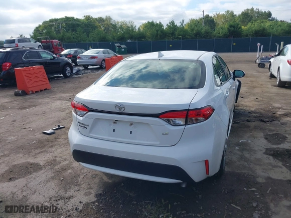 2020 Toyota Corolla LE with VIN JTDEPRAE2LJ043723, listed as a IAAI auction lot 40468101 with 116,008 mi miles. Bid and sale history available at carsss.com. Image 4.