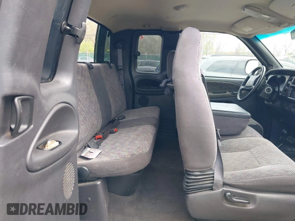 2001 Dodge 1500 with VIN 3B7HF13Z11G738324, listed as a IAAI auction lot 42103889 with 131,857 mi miles and . Bid and sale history available at DreamBid. Image 8.