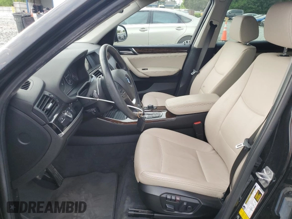 2017 BMW X3 xDrive28i z VIN 5UXWX9C34H0T19721, wystawiony jako Copart lot #54529775 z przebiegiem 90 428 mil mil oraz Szkody całkowita. Historia ofert i sprzedaży dostępna na DreamBid. Obrazek 7.