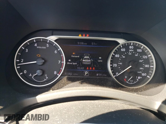2024 Nissan Sentra SR with VIN 3N1AB8DV6RY371401, listed as a Copart auction lot 49747175 with 11,382 mi miles and Salvage Title. Bid and sale history available at carsss.com. Image 9.