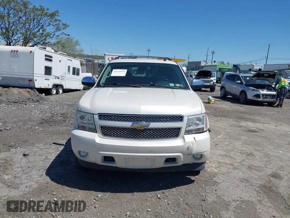 2011 Chevrolet Avalanche LTZ with VIN 3GNTKGE35BG349390, listed as a IAAI auction lot 42116974 with 173,817 mi miles and . Bid and sale history available at DreamBid. Image 12.