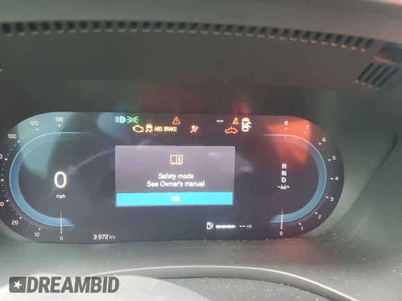 2025 Volvo XC60 Plus с VIN YV4M12RC1S1091670, выставлен на аукционе Copart как лот 47518085 с пробегом 3 972 миль миль и Списание • Salvage title. История ставок и продаж доступна на DreamBid. Изображение 9.