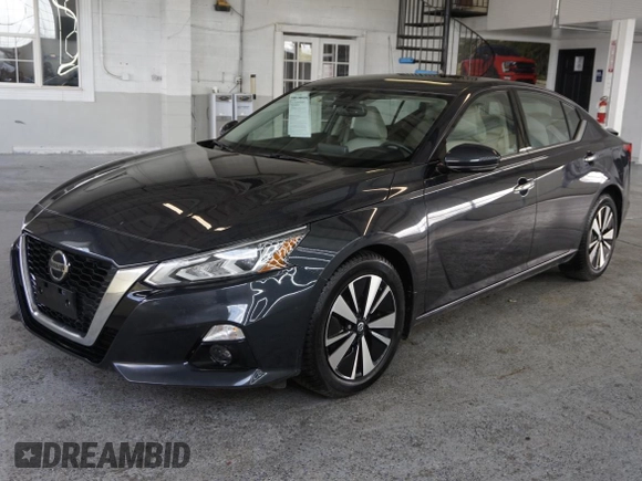 2020 Nissan Altima SV z VIN 1N4BL4DW2LC177972, wystawiony jako Copart lot #58265015 z przebiegiem 57 008 mil mil oraz Szkoda całkowita • Salvage title. Historia ofert i sprzedaży dostępna na DreamBid. Obrazek 2.