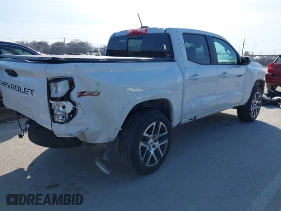 2024 Chevrolet Colorado 4WD Z71 with VIN 1GCPTDEK9R1121947, listed as a IAAI auction lot 41683714 with 3,109 mi miles and . Bid and sale history available at DreamBid. Image 4.