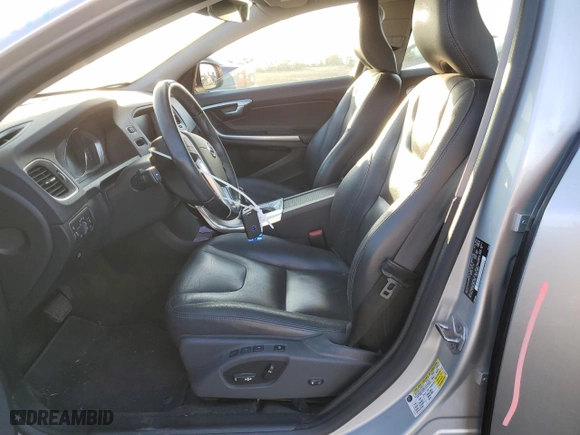 2017 Volvo V60 Premier with VIN YV140MEK2H1336316, listed as a Copart auction lot 43826205 with 64,536 mi miles and Salvage Title. Bid and sale history available at carsss.com. Image 7.