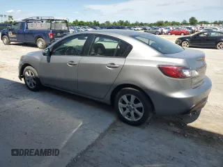 2011 Mazda 3 i Touring z VIN JM1BL1VF4B1370996, wystawiony jako Copart lot #58240445 z przebiegiem 143 634 mil mil oraz Czysty tytuł • Clean title. Historia ofert i sprzedaży dostępna na DreamBid. Obrazek 2.