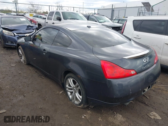 2010 Infiniti G37 Coupe x with VIN JN1CV6EL9AM151002, listed as a IAAI auction lot 42035688 with 209,757 mi miles. Bid and sale history available at carsss.com. Image 3.