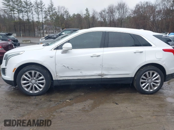 2017 Cadillac XT5 Platinum AWD with VIN 1GYKNFRS1HZ172301, listed as a IAAI auction lot 41847790 with 132,314 mi miles. Bid and sale history available at carsss.com. Image 14.
