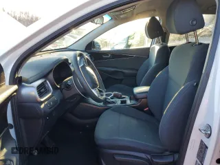 2019 Kia Sorento L with VIN 5XYPG4A32KG575627, listed as a Copart auction lot 41454265 with 67,207 mi miles and Salvage Title. Bid and sale history available at DreamBid. Image 7.