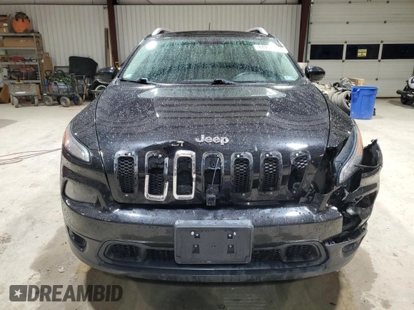 2017 Jeep Cherokee 75th Anniversary Edition z VIN 1C4PJMCS6HW515710, wystawiony jako Copart lot #84258964 z przebiegiem 139 810 mil mil oraz Szkoda całkowita • Salvage title. Historia ofert i sprzedaży dostępna na DreamBid. Obrazek 5.