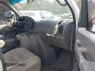 2002 Ford Econoline Cargo with VIN 1FTRE14252HB67887, listed as a IAAI auction lot 41180872 with 274,561 mi miles and . Bid and sale history available at carsss.com. Image 5.