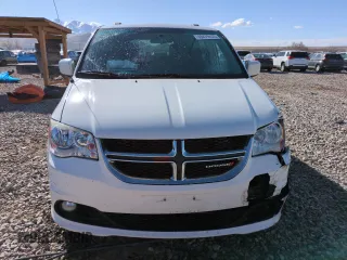 2013 Dodge Grand Caravan Crew with VIN 2C4RDGDG6DR549225, listed as a Copart auction lot 49479425 with 111,012 mi miles and Salvage Title. Bid and sale history available at DreamBid. Image 5.