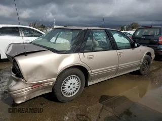 1996 Oldsmobile Cutlass Supreme S z VIN 1G3WH52M1TF334801, wystawiony jako Copart lot #44814585 z przebiegiem 106 295 mil mil oraz Szkody całkowita. Historia ofert i sprzedaży dostępna na DreamBid. Obrazek 3.