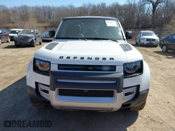 2024 Land Rover Defender S with VIN SALEJ7EU6R2339332, listed as a IAAI auction lot 41789041 with 1,752 mi miles and . Bid and sale history available at DreamBid. Image 12.