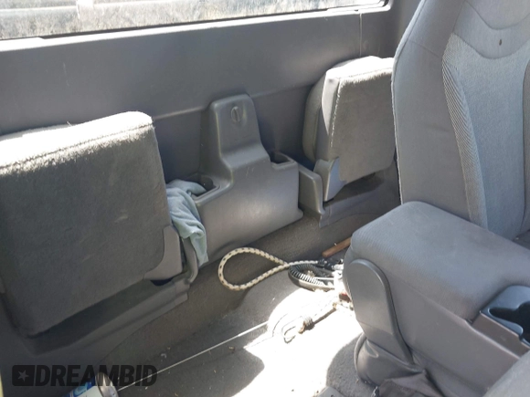 2002 Ford Ranger XL Fleet with VIN 1FTZR45E82PA20239, listed as a IAAI auction lot 42223556 with 315,439 mi miles and . Bid and sale history available at DreamBid. Image 8.