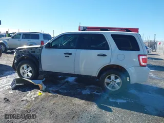 2010 Ford Escape XLT with VIN 1FMCU0D72AKC62810, listed as a IAAI auction lot 41343848 with 227,622 mi miles. Bid and sale history available at carsss.com. Image 14.