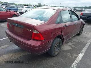 2006 Ford Focus S with VIN 1FAFP34N76W187875, listed as a IAAI auction lot 42758797 with 126,346 mi miles and . Bid and sale history available at DreamBid. Image 4.