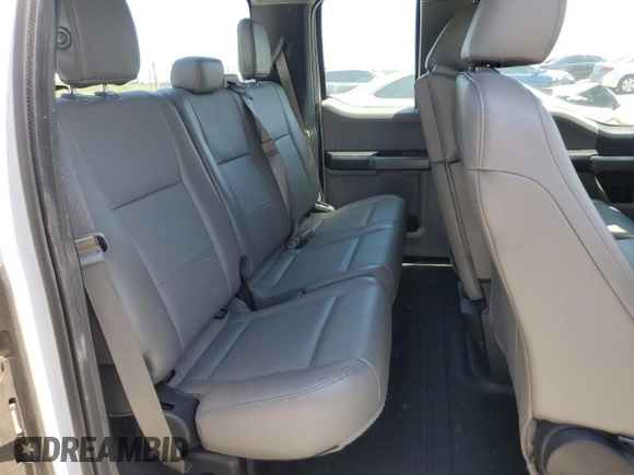 2015 Ford F-150 XL with VIN 1FTEX1C85FKD74268, listed as a Copart auction lot 53811425 with 320,492 mi miles and Clean Title. Bid and sale history available at carsss.com. Image 10.