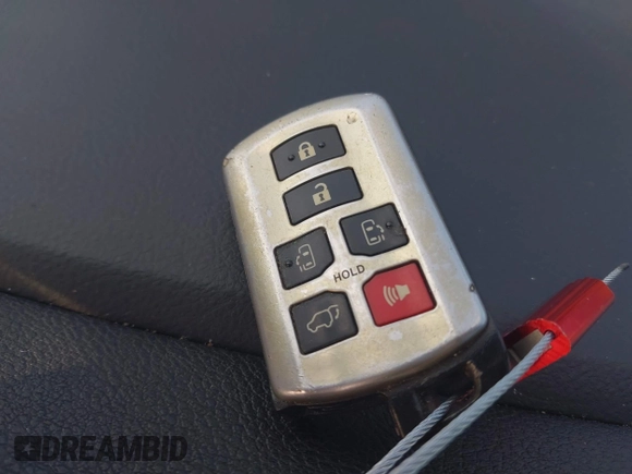 2016 Toyota Sienna SE с VIN 5TDXK3DC2GS718624, выставлен на аукционе IAAI как лот 42219215 с пробегом 150 033 миль миль и . История ставок и продаж доступна на DreamBid. Изображение 11.