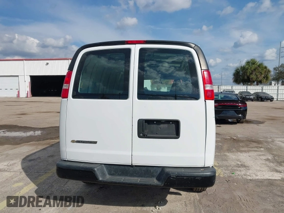 2020 Chevrolet Express Cargo Van with VIN 1GCWGBFP7L1149607, listed as a IAAI auction lot 41519575 with 82,940 mi miles. Bid and sale history available at carsss.com. Image 16.