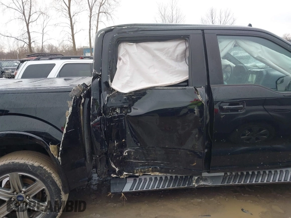 2018 Ford F-150 XL with VIN 1FTEW1E57JFA51993, listed as a IAAI auction lot 41620187 with 103,449 mi miles. Bid and sale history available at carsss.com. Image 6.