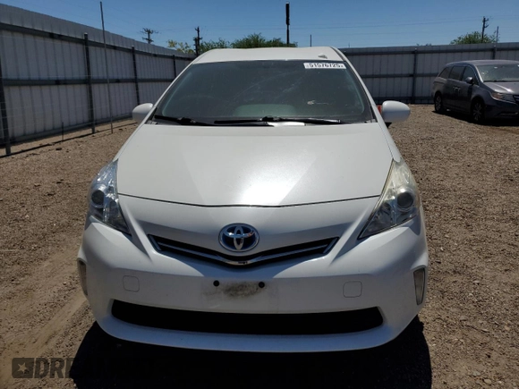 2014 Toyota Prius Two with VIN JTDZN3EU7EJ014310, listed as a Copart auction lot 51576725 with Not Provided miles and Salvage Title. Bid and sale history available at DreamBid. Image 5.