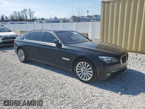 2012 BMW 7 Series 750Li xDrive with VIN WBAKC8C52CC437018, listed as a Copart auction lot 49253225 with 118,063 mi miles and Clean title. Bid and sale history available at DreamBid. Image 4.