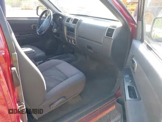 2005 Chevrolet Colorado LS Z71 z VIN 1GCDT196658191194, wystawiony jako IAAI lot #42402776 z przebiegiem 153 113 mil mil oraz . Historia ofert i sprzedaży dostępna na DreamBid. Obrazek 5.