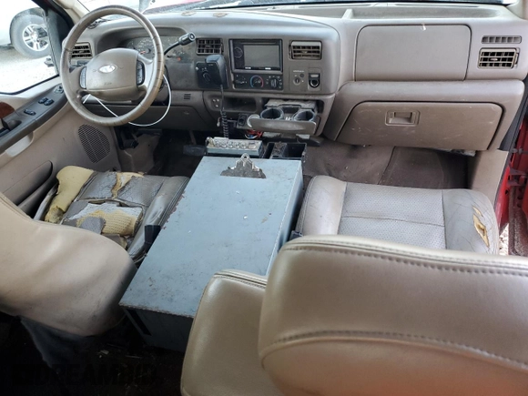 2003 Ford F-350 XL with VIN 1FTSX31F13EA43570, listed as a Copart auction lot 75846254 with 533,541 mi miles and Salvage Title. Bid and sale history available at DreamBid. Image 8.