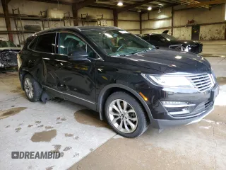 2016 Lincoln MKC Select z VIN 5LMCJ2D9XGUJ31639, wystawiony jako Copart lot #62773445 z przebiegiem 75 461 mil mil oraz Szkoda całkowita • Salvage title. Historia ofert i sprzedaży dostępna na DreamBid. Obrazek 4.