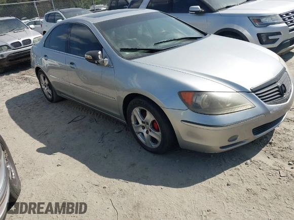 2007 Acura RL Tech Pkg with VIN JH4KB16647C004578, listed as a IAAI auction lot 42062919 with 162,968 mi miles. Bid and sale history available at carsss.com. Image 1.