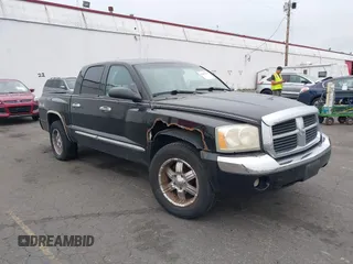 2006 Dodge Dakota Laramie with VIN 1D7HW58N16S513226, listed as a IAAI auction lot 40289783 with Not Provided miles and . Bid and sale history available at carsss.com. Image 1.