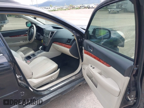 2012 Subaru Outback Limited z VIN 4S4BRCKC4C3252940, wystawiony jako IAAI lot #42415907 z przebiegiem 152 471 mil mil oraz . Historia ofert i sprzedaży dostępna na DreamBid. Obrazek 5.