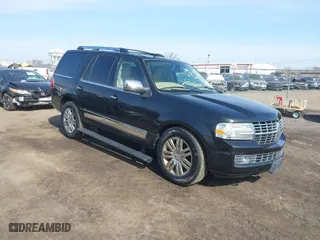 2010 Lincoln Navigator with VIN 5LMJJ2J54AEJ04804, listed as a IAAI auction lot 41800797 with 97,303 mi miles. Bid and sale history available at carsss.com. Image 1.