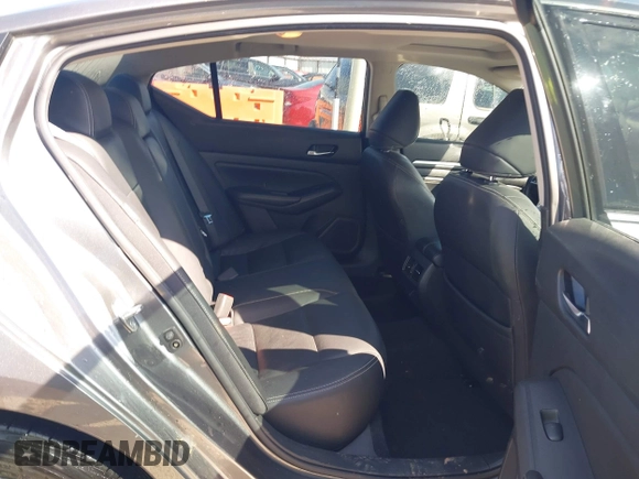 2019 Nissan Altima SL with VIN 1N4BL4EV7KC200795, listed as a IAAI auction lot 42064325 with 233,884 mi miles and . Bid and sale history available at DreamBid. Image 8.