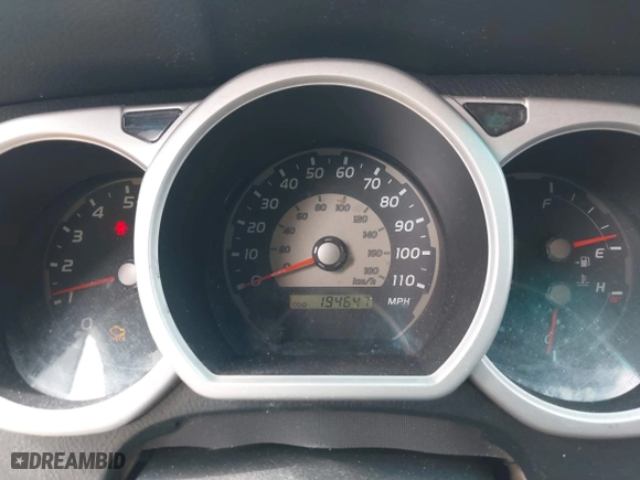2003 Toyota 4Runner SR5 with VIN JTEZU14RX30015034, listed as a IAAI auction lot 41568724 with 194,647 mi miles. Bid and sale history available at carsss.com. Image 7.