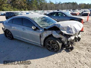 2025 Kia K5 GT-Line with VIN KNAG64J7XS5290556, listed as a Copart auction lot 84725424 with 8,021 mi miles and Salvage Title. Bid and sale history available at carsss.com. Image 4.