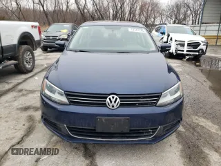 2013 Volkswagen Jetta SE with VIN 3VWDX7AJ4DM362409, listed as a Copart auction lot 43347145 with 85,335 mi miles and Salvage title. Bid and sale history available at DreamBid. Image 5.